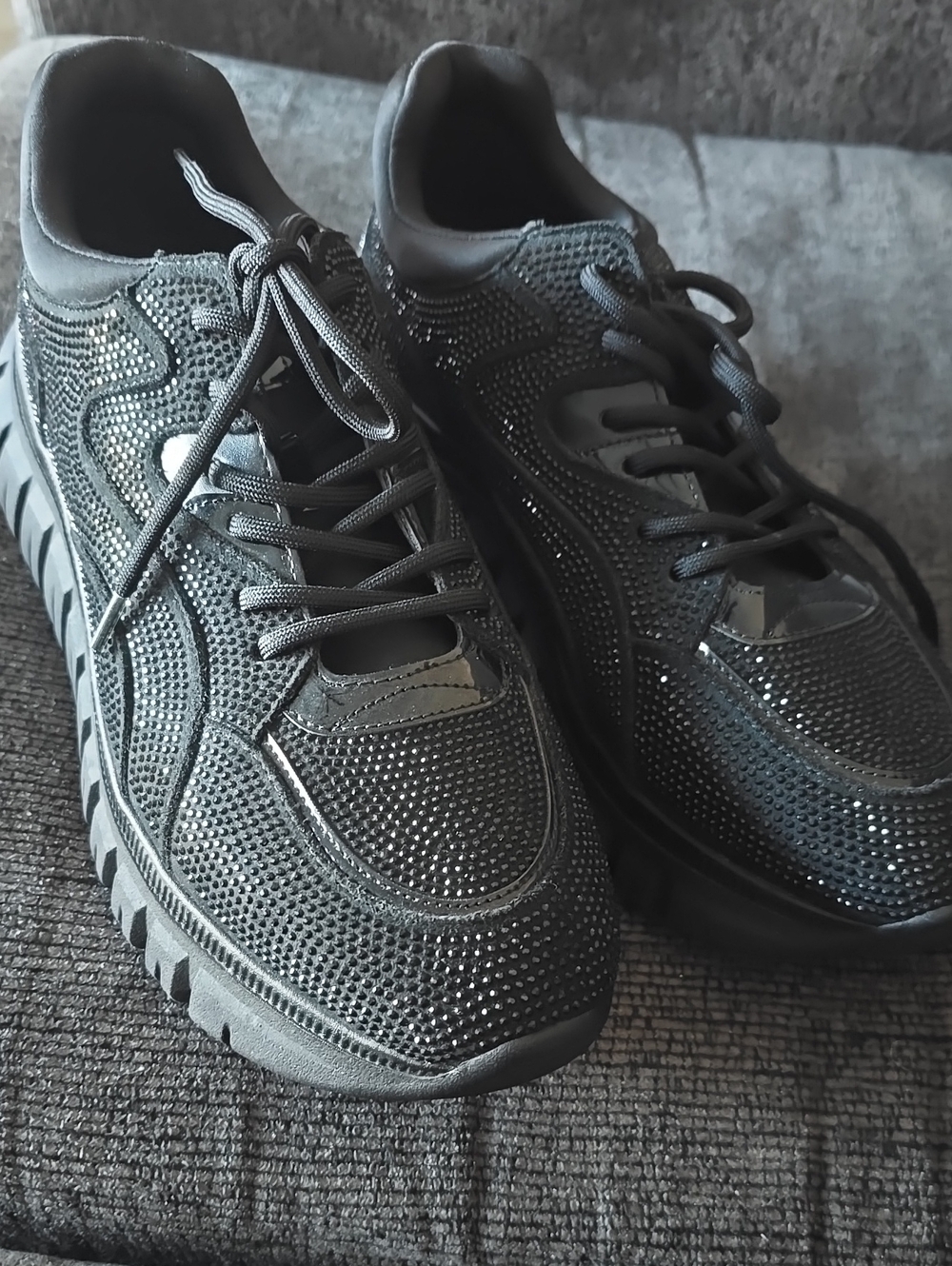 Men's Black Lace-Up Sneakers with Sparkle Accent